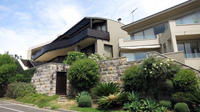 Le genre de maison où il fait bon vivre le long de la promenade