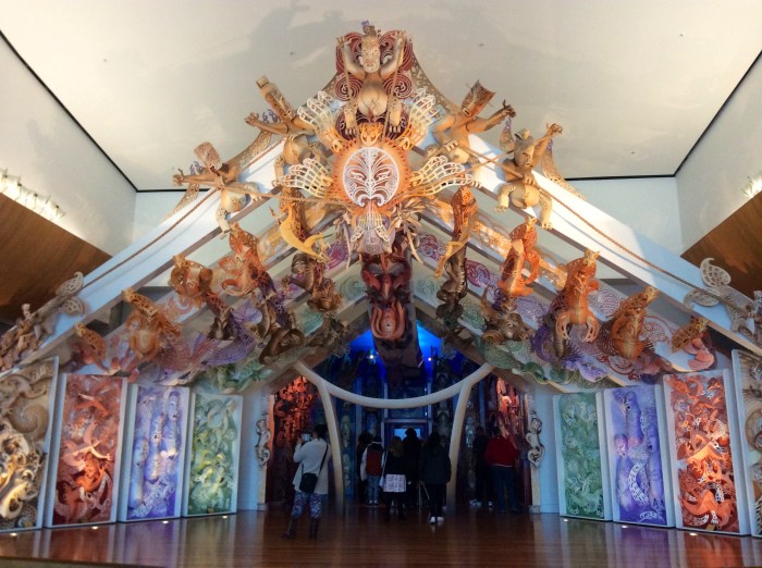 Heureusement que le Te Papa Muséum rehausse le niveau et que l'art Maori met du baume au cœur 