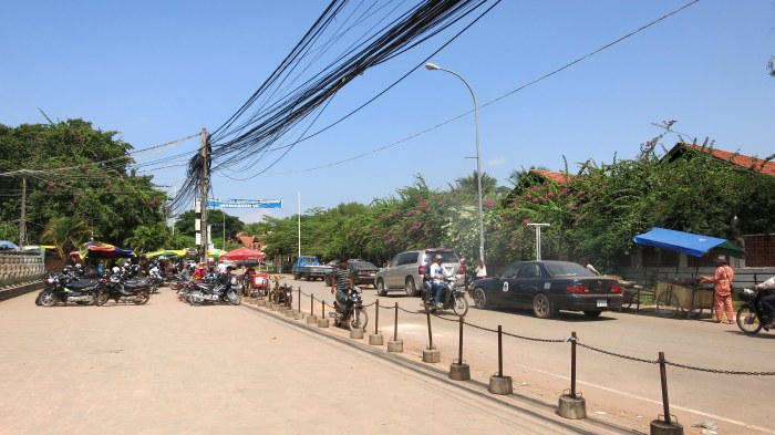A côté d'une pagode
