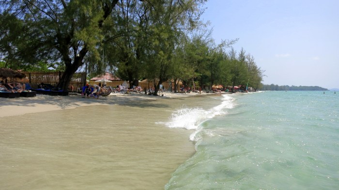 La petite plage sauvage d'Otres, avant la grande traversée pour Koh Rong